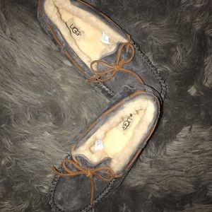 UGG MOCCASINS